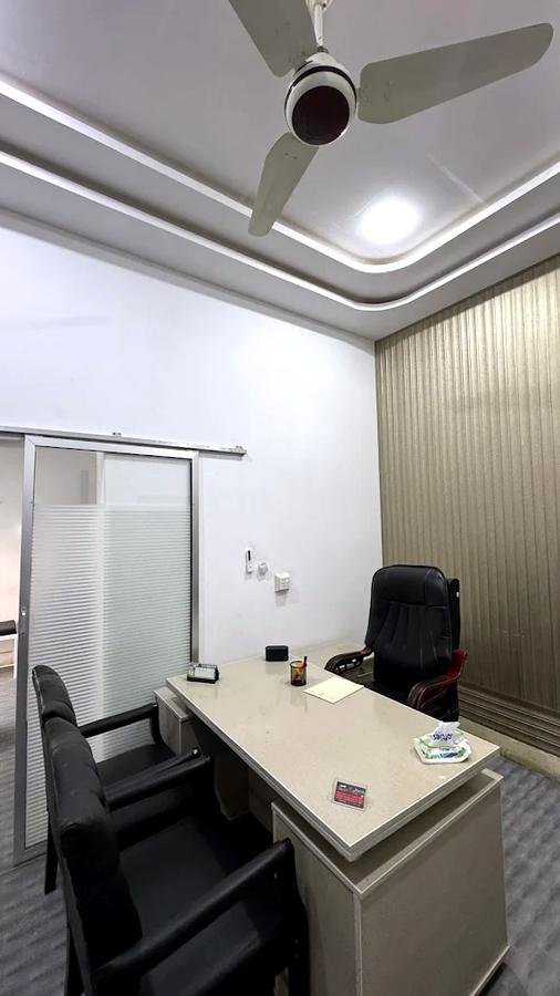 Consultation room at Al-Shama Physiotherapy Clinic, Khanpur